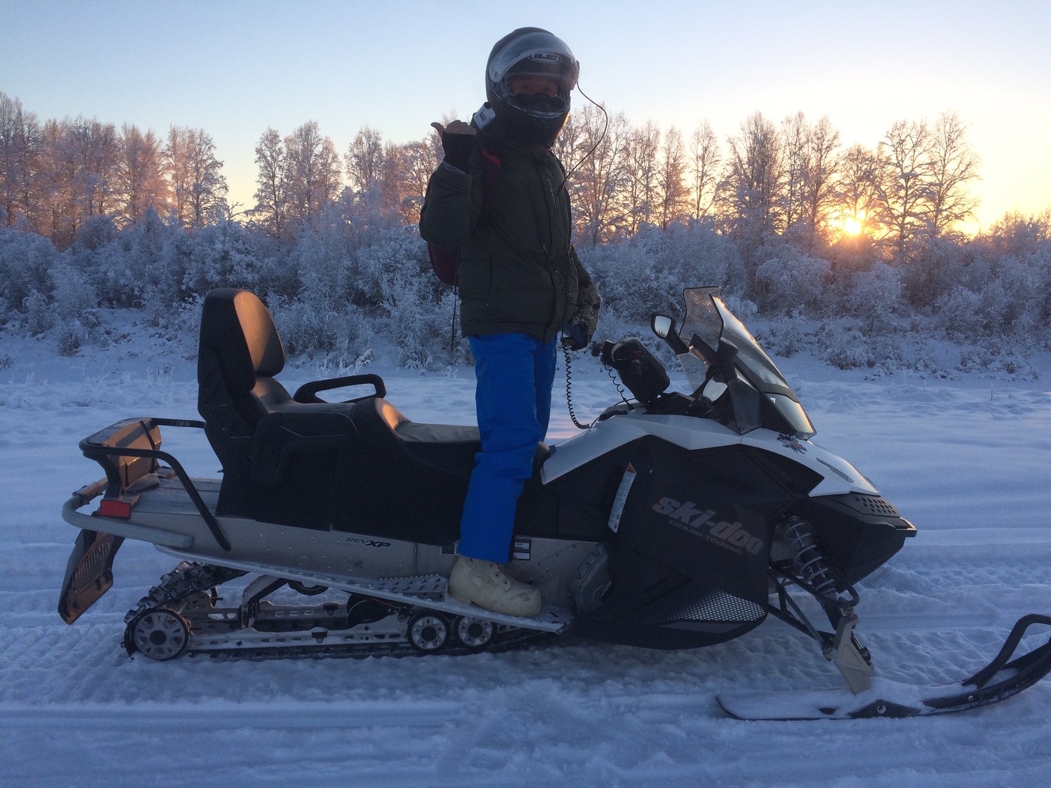 snow machine tour alaska